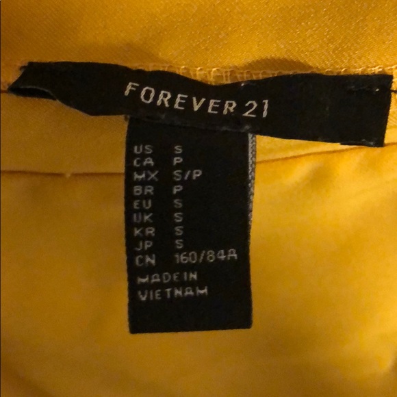 Off the shoulder F21 blouse - Picture 2 of 2